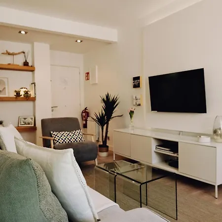 A 100 Metros De La Playa Zurriola 圣塞瓦斯蒂安