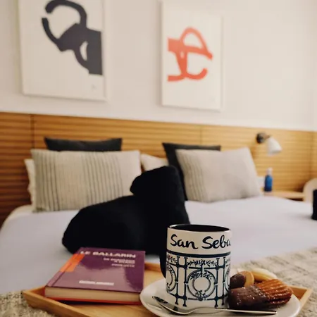 A 100 Metros De La Playa Zurriola